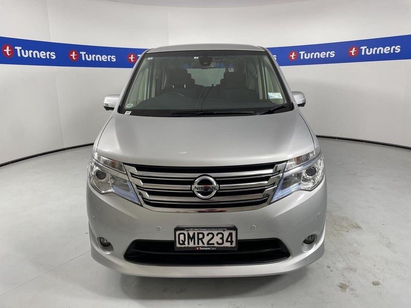 2015 Nissan Serena, photo 2