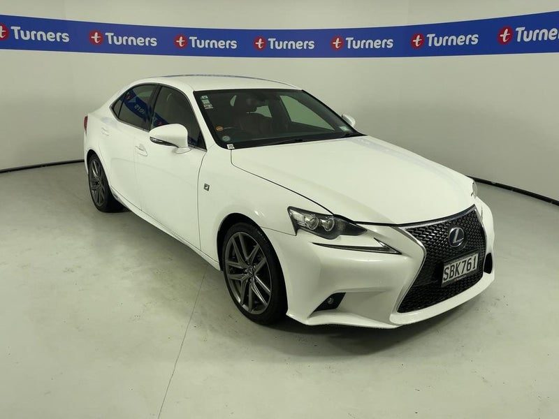 2013 Lexus IS 300h