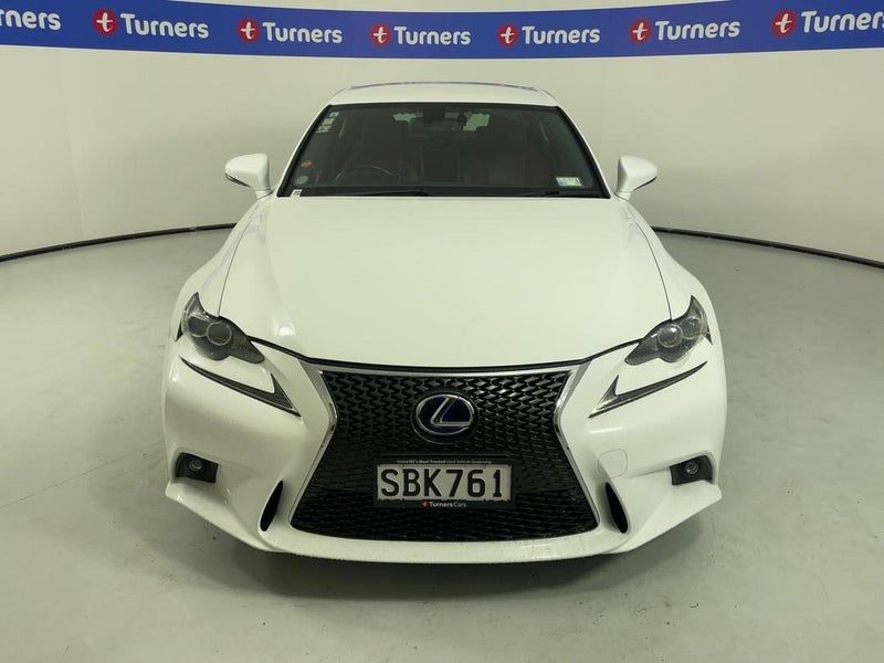 2013 Lexus IS 300h, photo 2