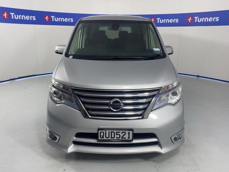 2015 Nissan Serena, photo 2