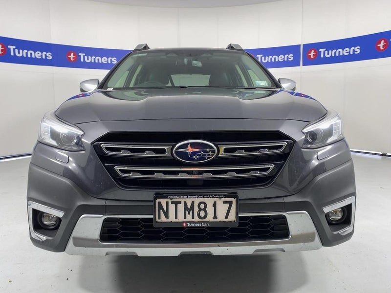 2021 Subaru Outback Touring, photo 2