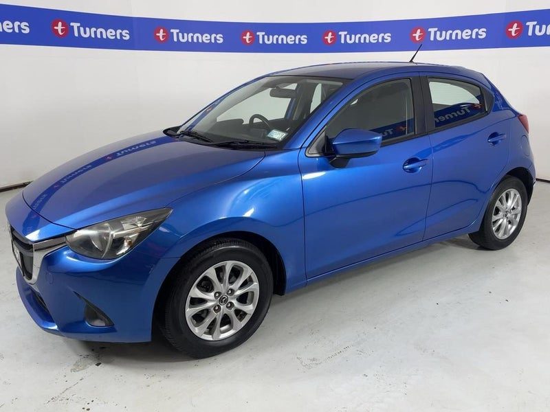 2015 Mazda 2 GLX, photo 3