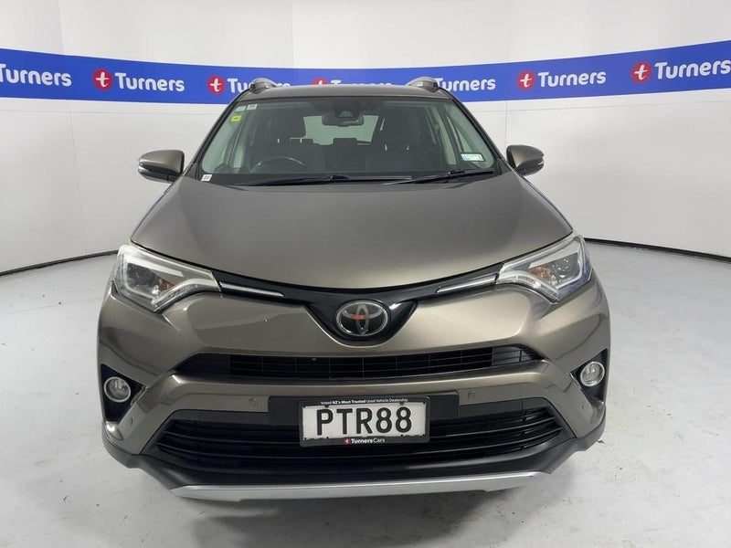 2018 Toyota RAV4 GXL SUV, photo 2