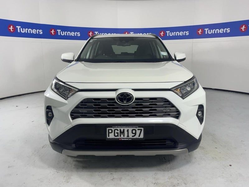 2022 Toyota RAV4 GXL, photo 2