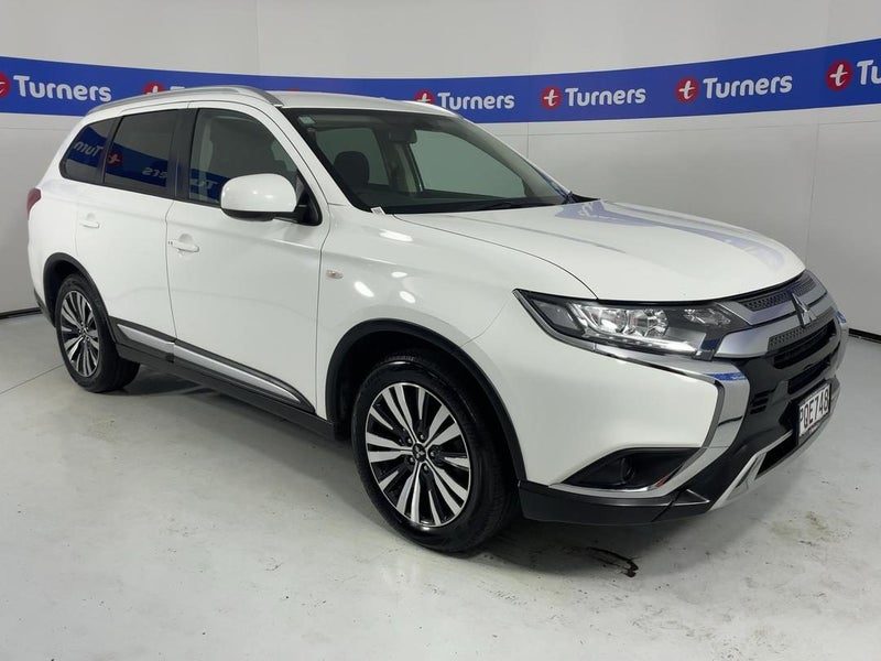 2022 Mitsubishi Outlander LS