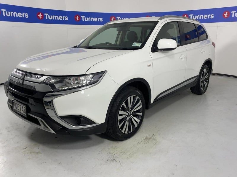 2022 Mitsubishi Outlander LS, photo 3