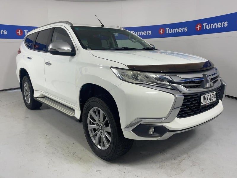 2015 Mitsubishi Pajero Sport XLS