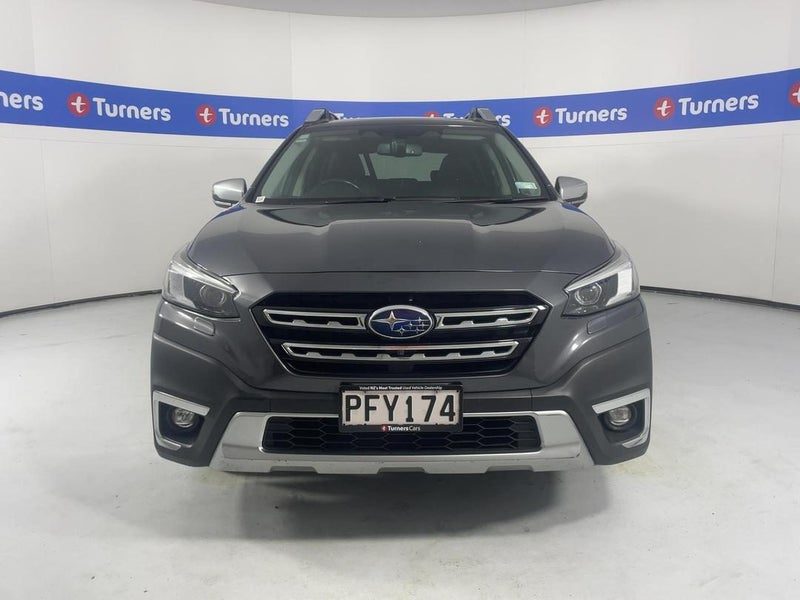 2022 Subaru Outback Touring, photo 2
