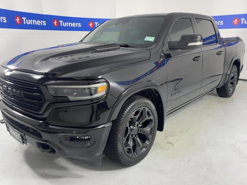 2022 Ram 1500 Limited STD Night 4WD, photo 3