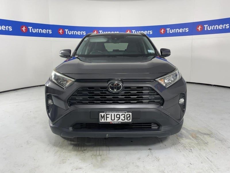 2019 Toyota RAV4 GXL, photo 2