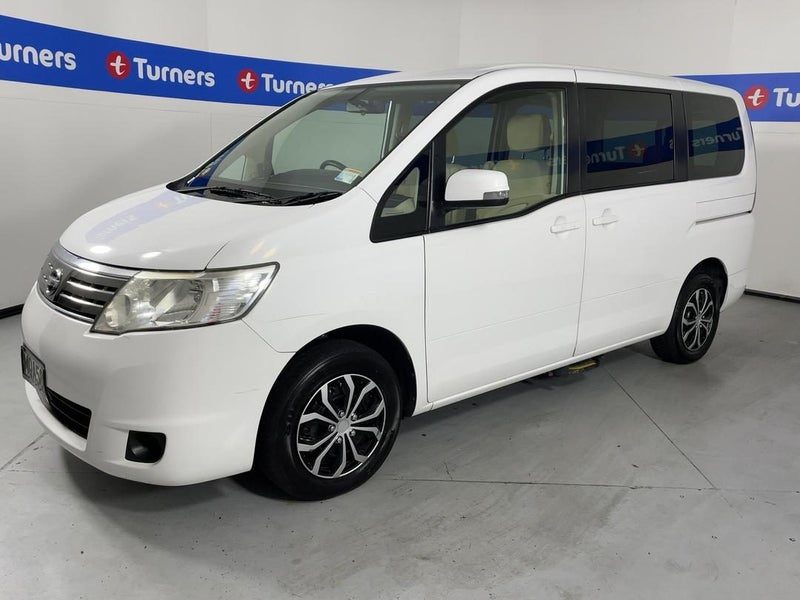 2011 Nissan Serena, photo 3