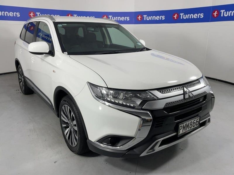 2022 Mitsubishi Outlander LS