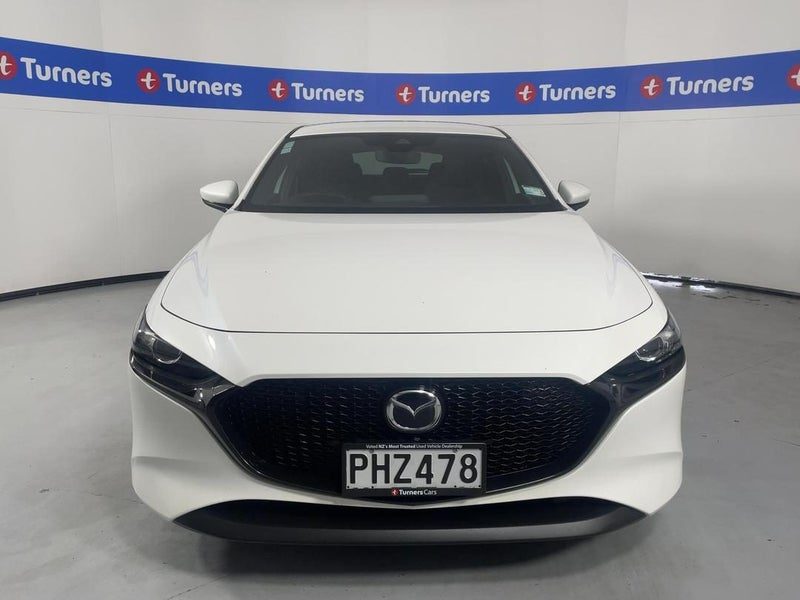 2022 Mazda 3 GSX, photo 2