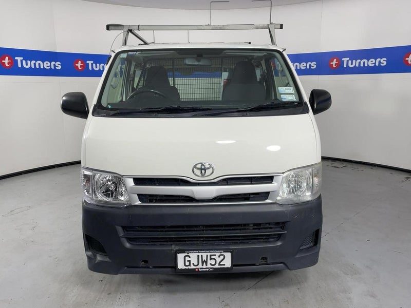 2012 Toyota Hiace T ZL, photo 2