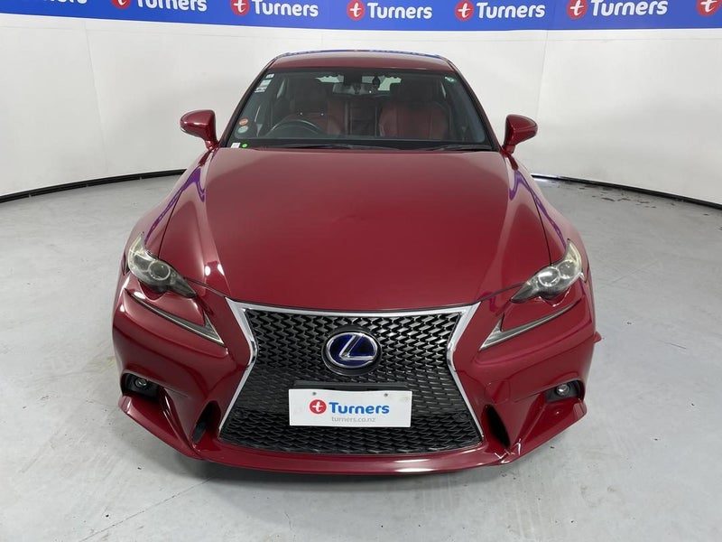 2013 Lexus IS 300h Hybrid F-Sport, photo 2