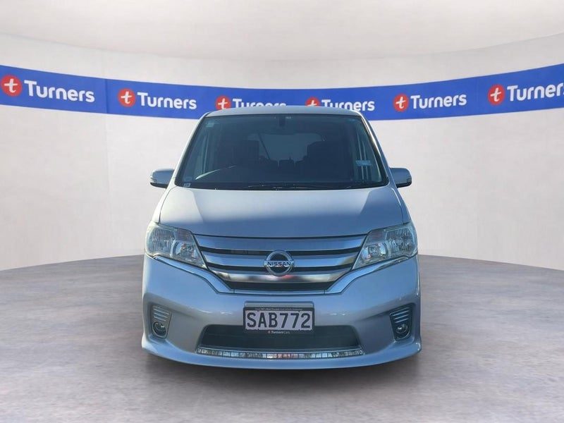 2013 Nissan Serena, photo 2