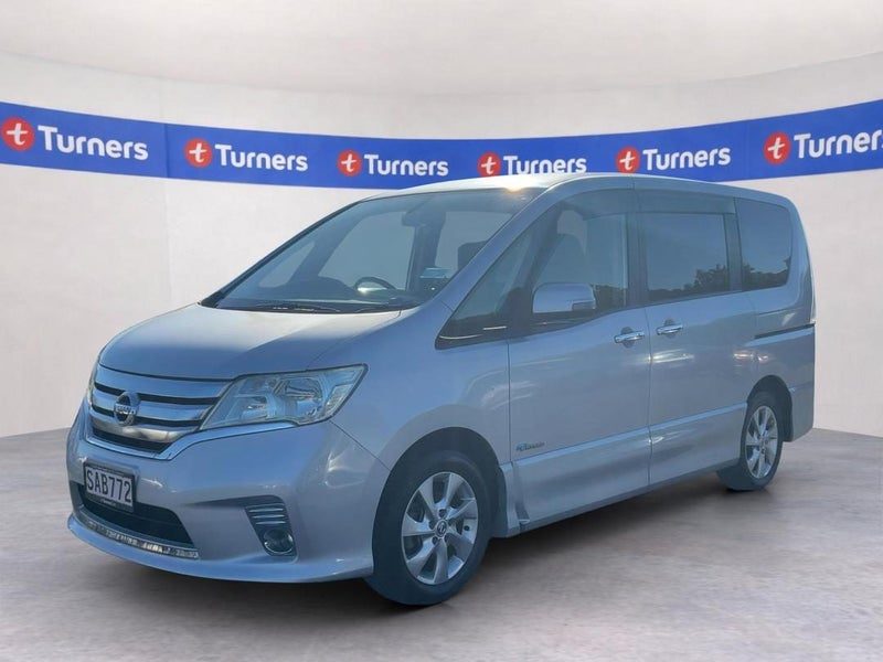 2013 Nissan Serena, photo 3