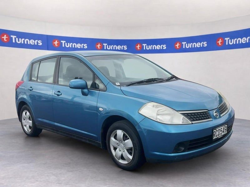 2008 Nissan Tiida ST