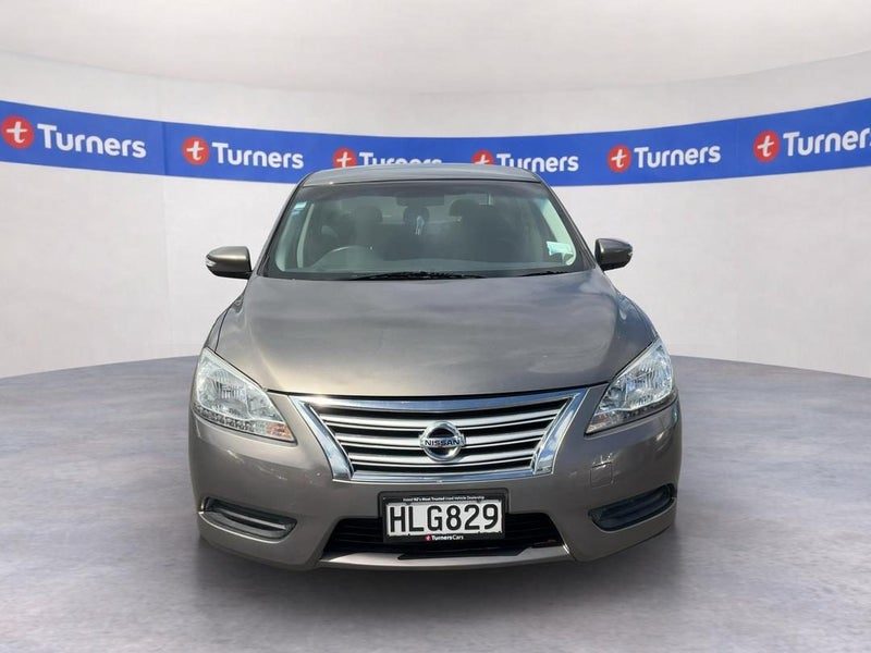 2014 Nissan Pulsar ST, photo 2