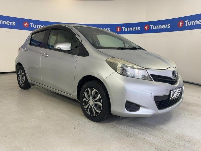 2011 Toyota Vitz