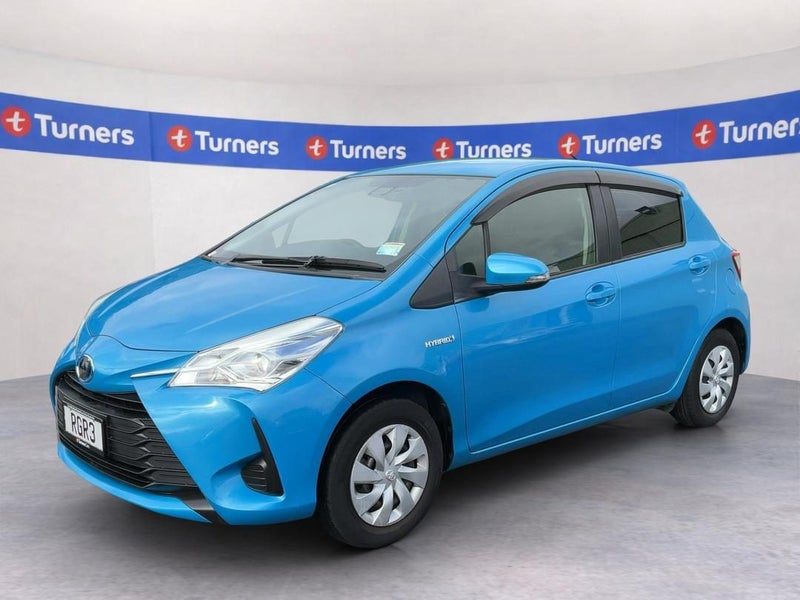 2018 Toyota Vitz, photo 3