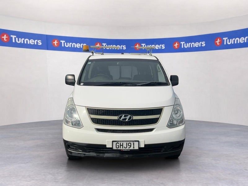 2012 Hyundai H1 Crdi S, photo 2