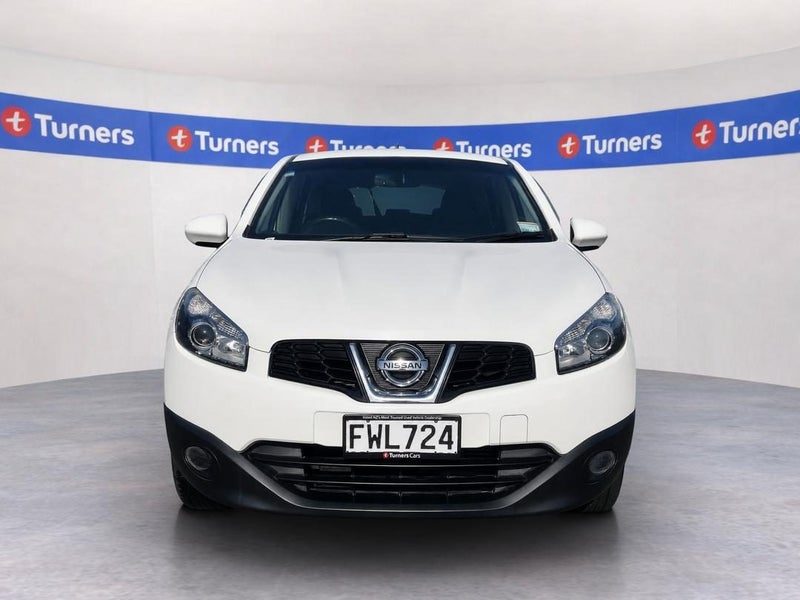 2011 Nissan Qashqai ST, photo 2