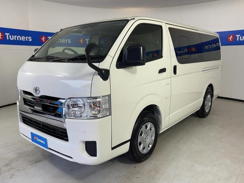 2026 Toyota Hiace, photo 3