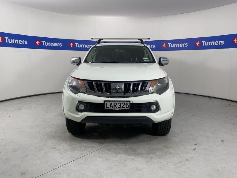 2017 Mitsubishi Triton D/CAB Glxr 2WD, photo 2