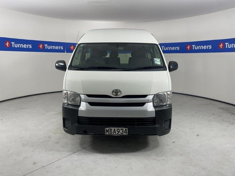 2016 Toyota Hiace Minibus TD, photo 2