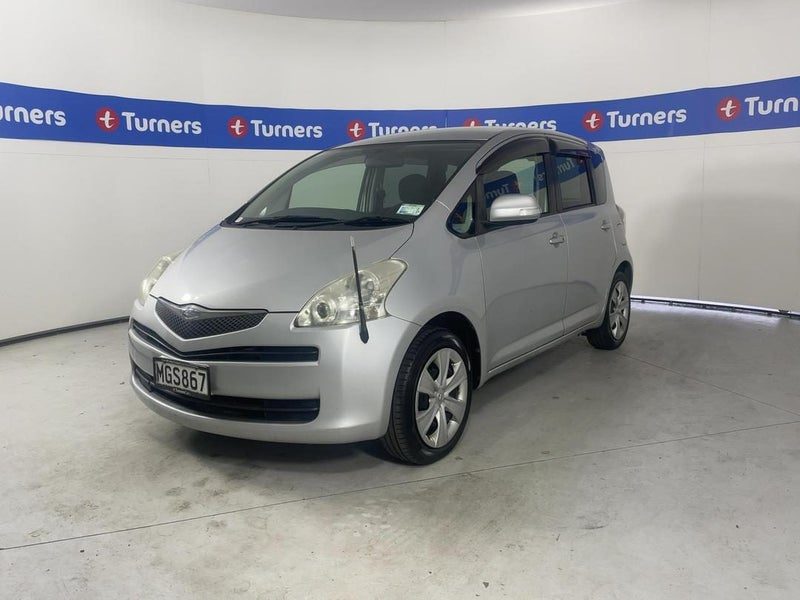 2008 Toyota Ractis, photo 3