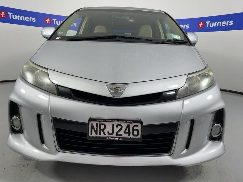 2012 Toyota Estima, photo 2