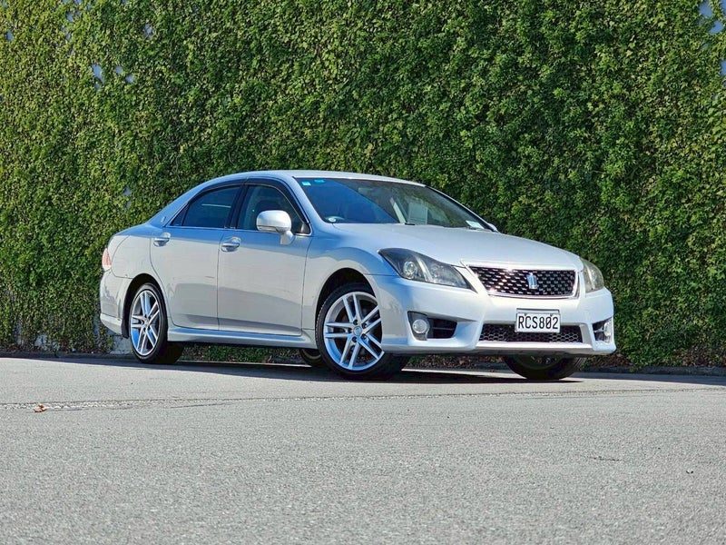 2012 Toyota Crown 2.5 Athlete