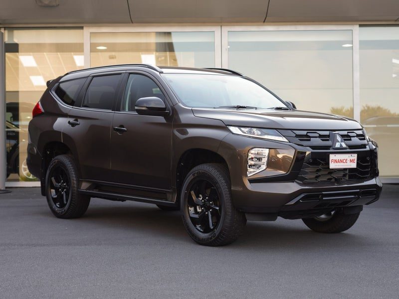 2026 Mitsubishi Pajero Sport VRX 7 Seater