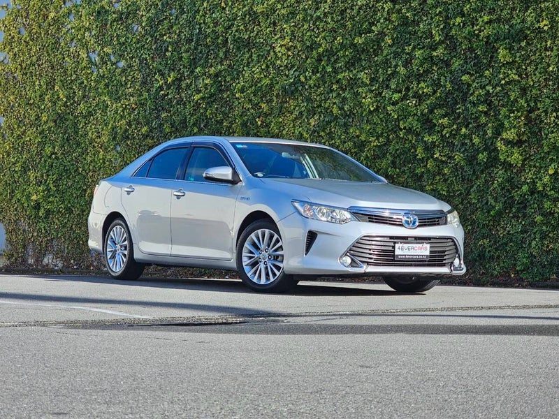 2015 Toyota Camry Hybrid G Spec | Super Low Kms