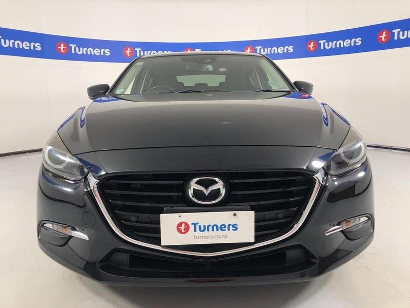 2017 Mazda Axela, photo 2