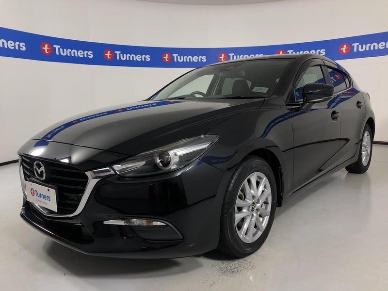 2017 Mazda Axela, photo 3