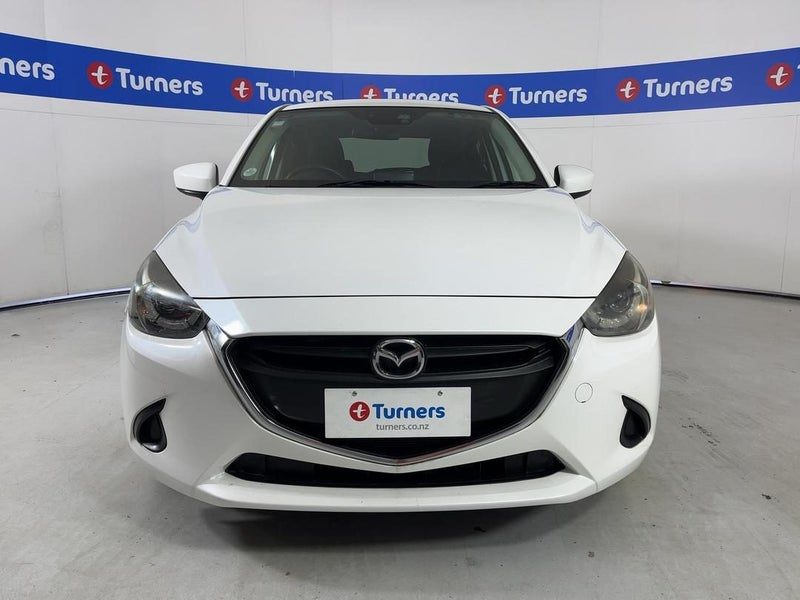 2016 Mazda Demio, photo 2