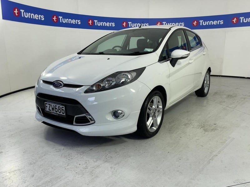2011 Ford Fiesta Zetec, photo 3