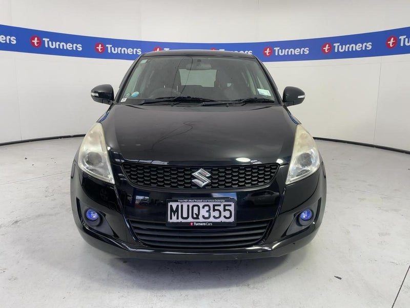 2011 Suzuki Swift, photo 2