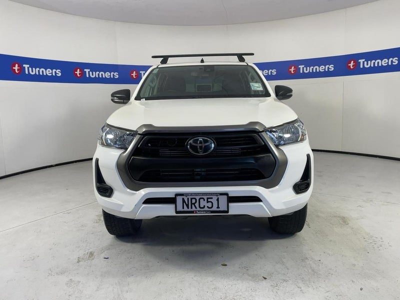 2021 Toyota Hilux SR TD DC 2WD, photo 2