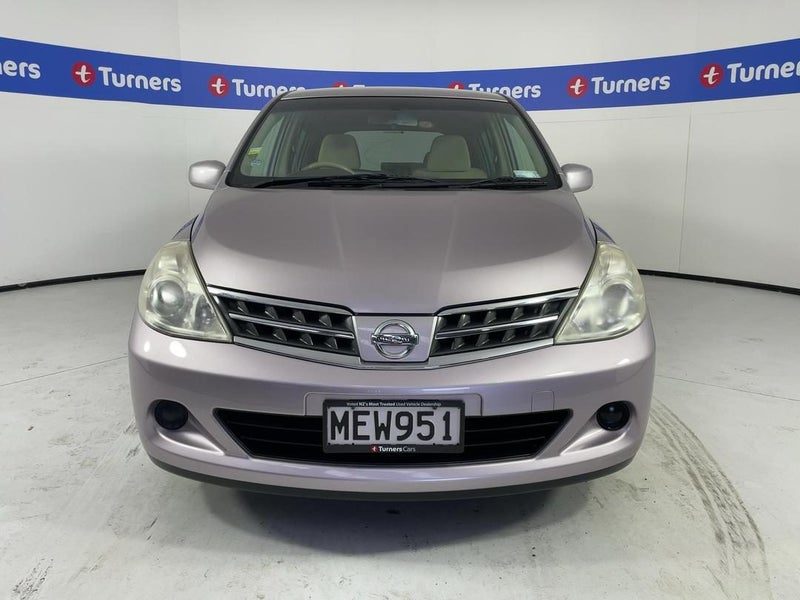 2009 Nissan Tiida, photo 2