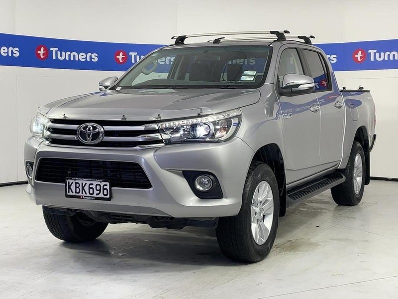 2016 Toyota Hilux SR5 TD DC 2WD, photo 3