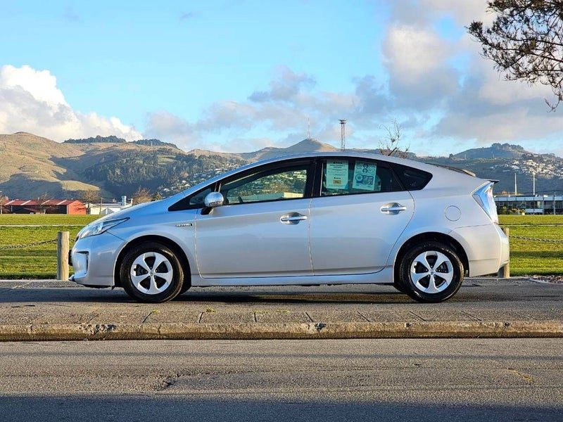 2014 Toyota Prius G, photo 2