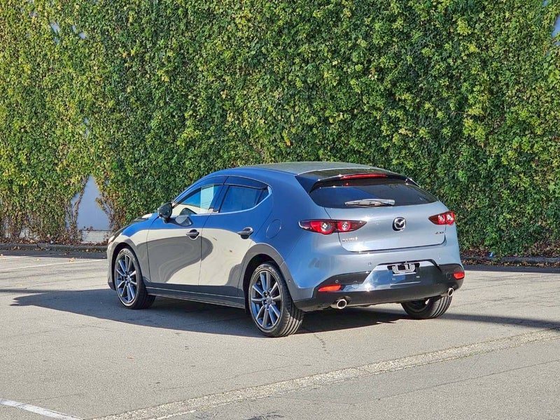 2020 Mazda 3 Fastback 15S Touring 44,341 Kms, photo 3