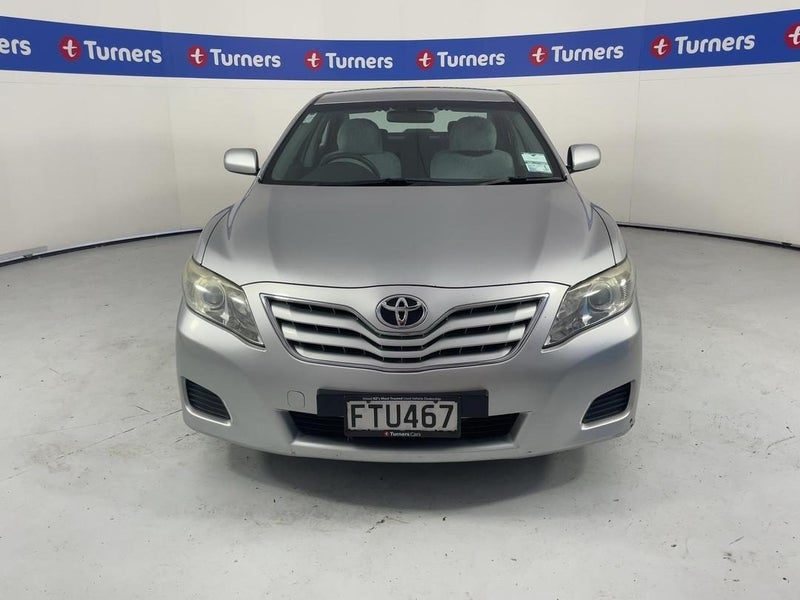 2011 Toyota Camry GL, photo 2
