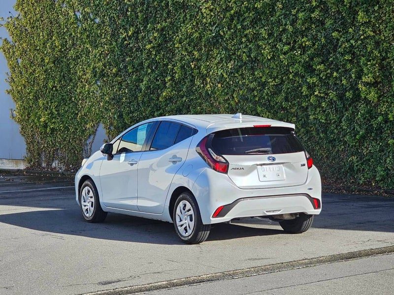 2021 Toyota Aqua Hybrid | High Specs, photo 3