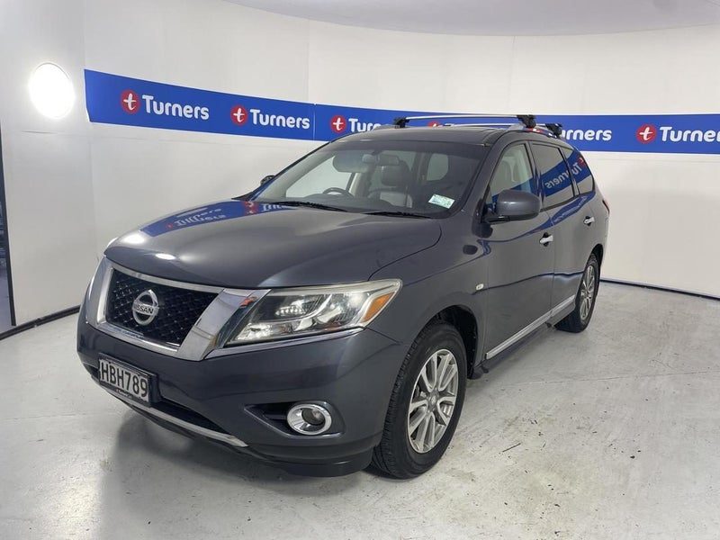 2013 Nissan Pathfinder TI, photo 3