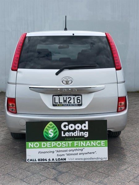 2009 Toyota Isis, photo 3