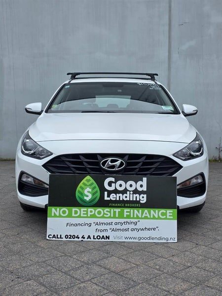 2021 Hyundai i30 NZ New 142,000km & Roof Racks, photo 2